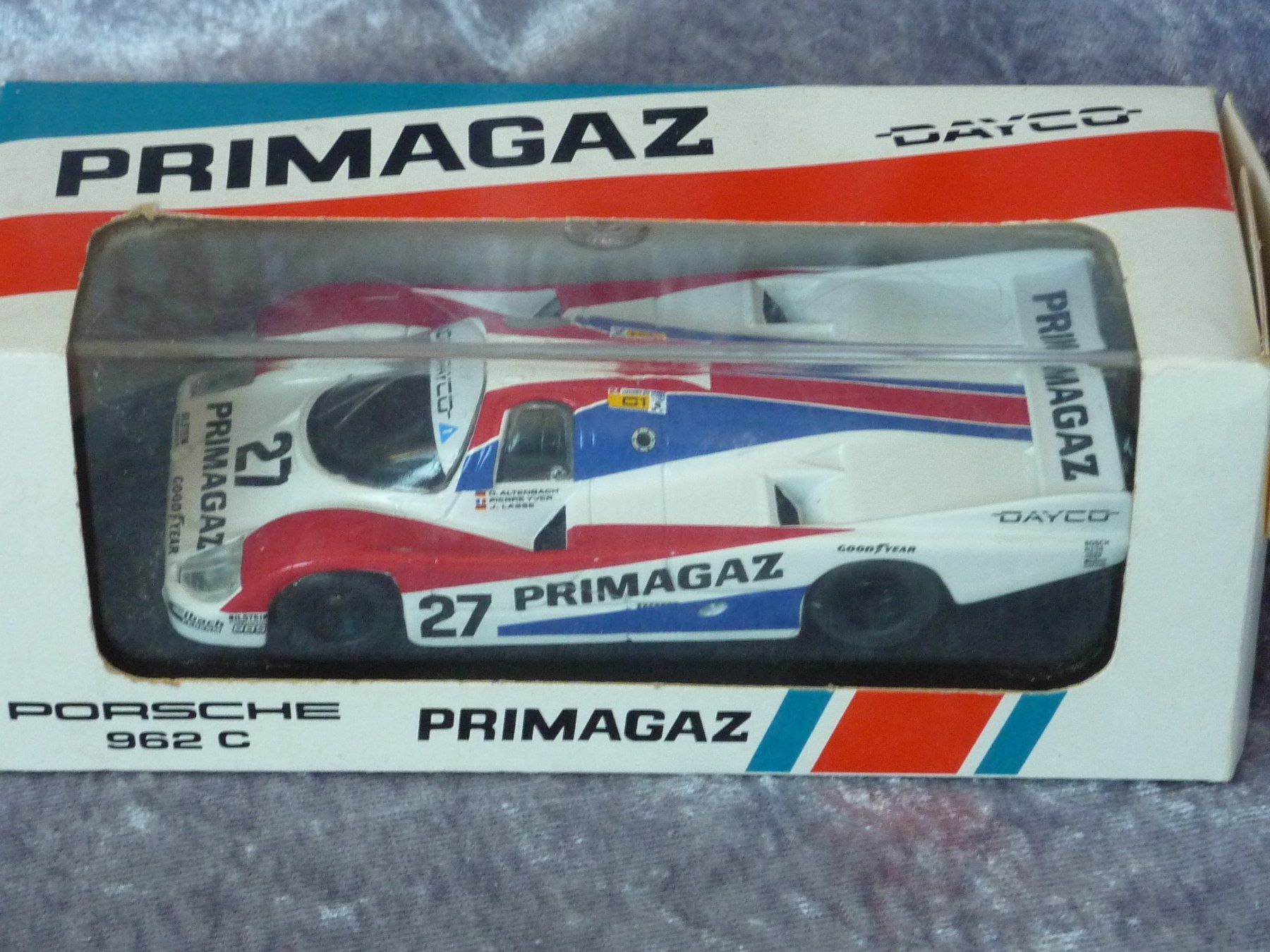 Onyx Modellini d'auto: Porsche 962C Le Mans 1990  1:43 – Nuovo (secondo la descrizione) da Dürrenäsch venduto da modellautos4you 4