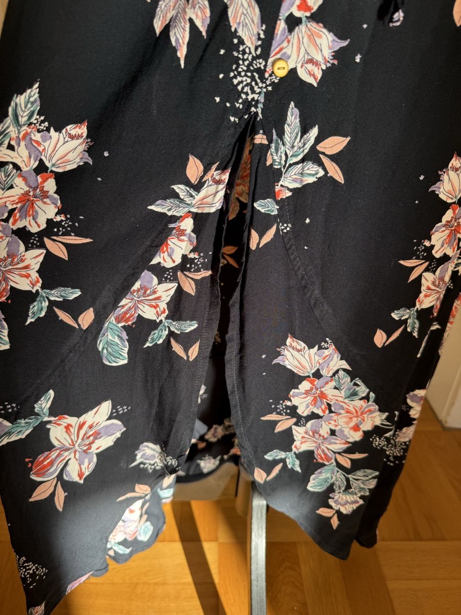 Lascana Vestiti: Kleid mit Carmen Ausschnitt – Usato da Zürich venduto da Indigo2012 3