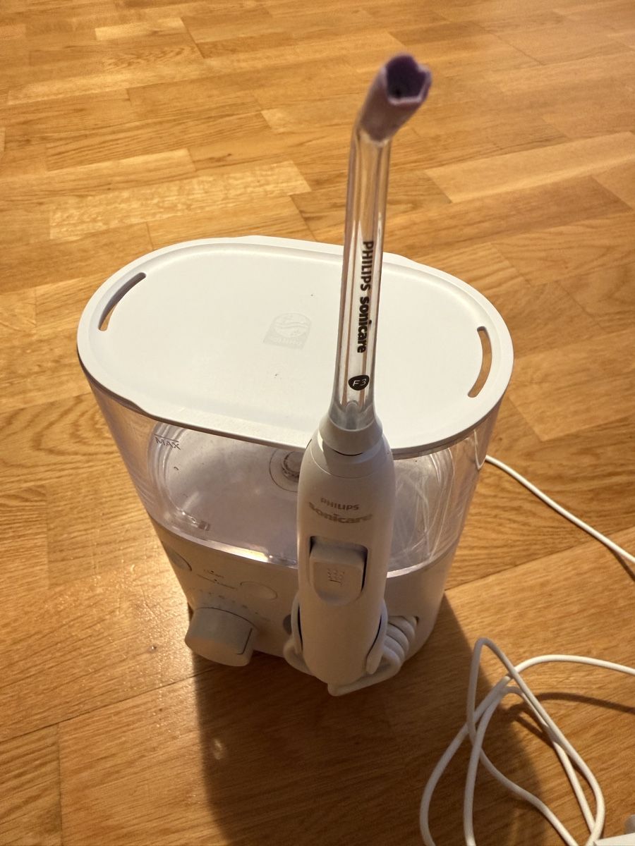Philips Sonicare Soins dentaires: PHILIPS Sonicare Power Flosser 3000 – Neuf (Voir description) à Bottmingen par theskymax