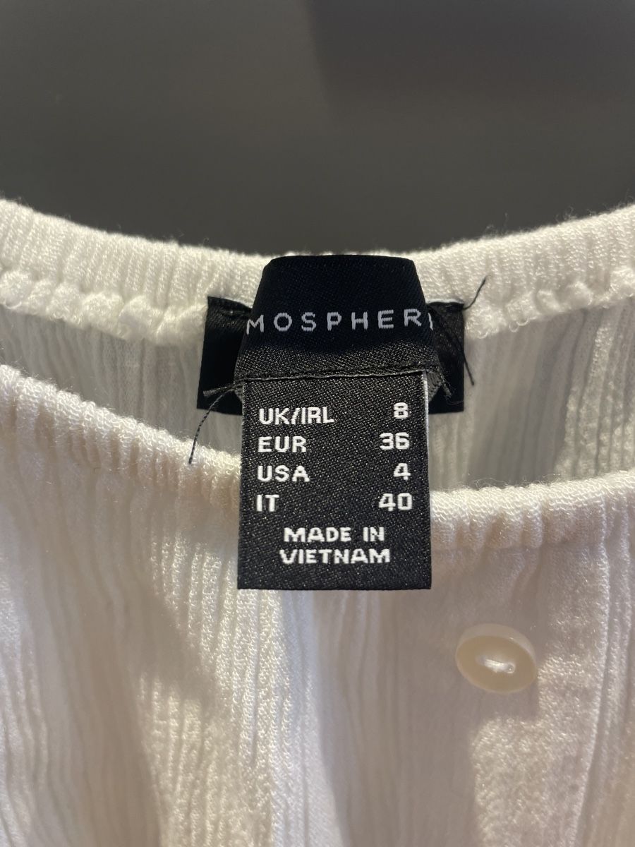Top: Weisses off-shoulder Top, Gr. 36 – Nuovo (secondo la descrizione) da Arbon venduto da llaauraa 1