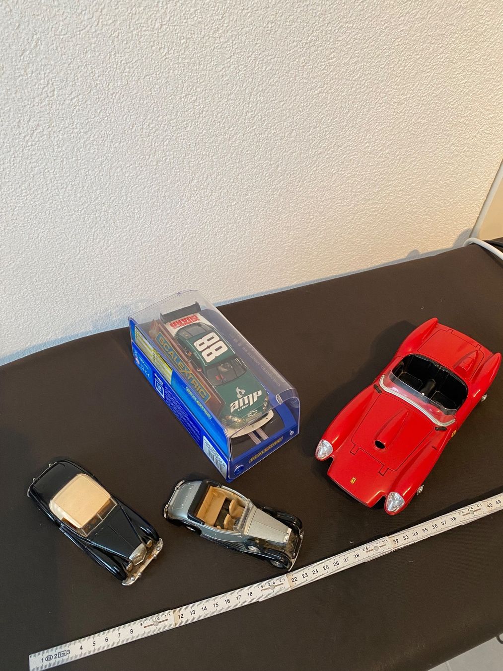 Modellautos: Ferrari Testa Rossa 1/18 und andere – Gebraucht aus Luzern von Harikan 1