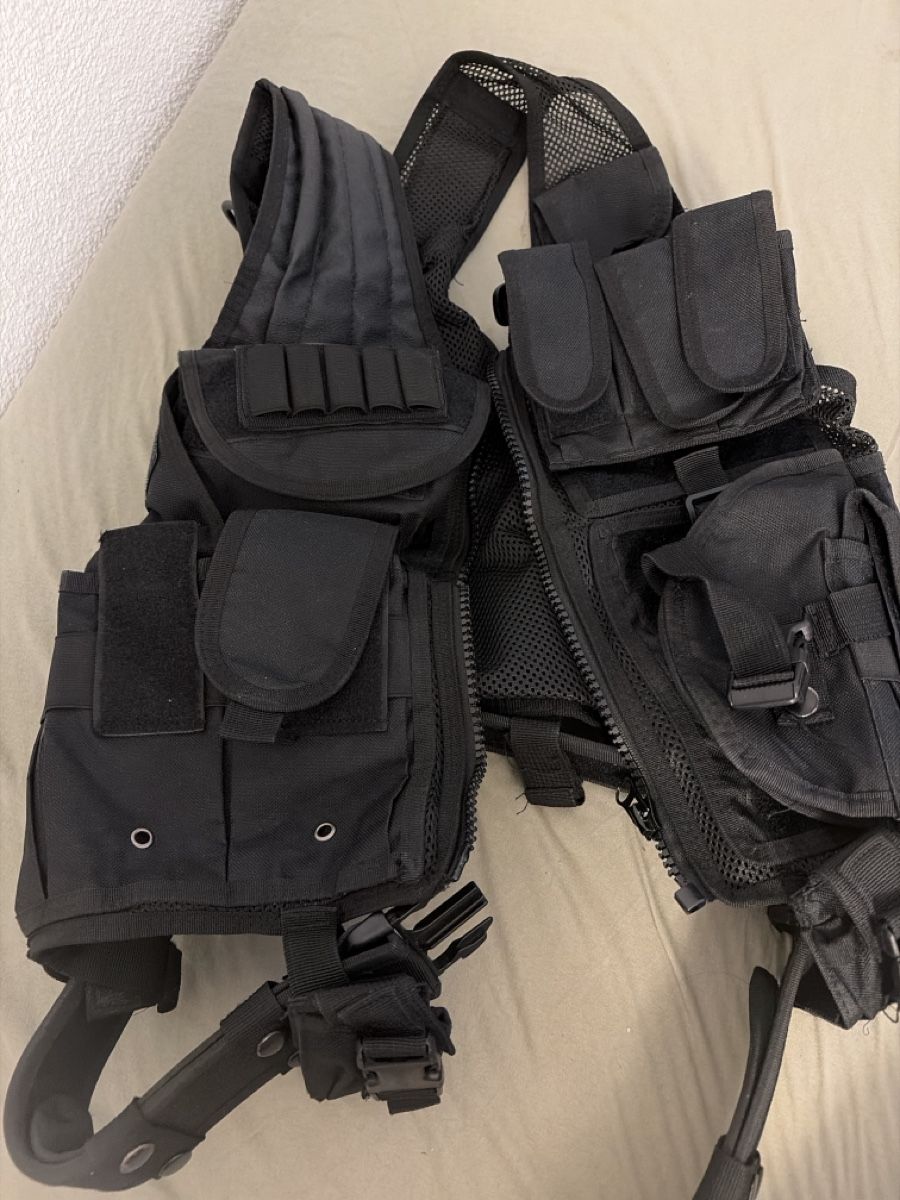 Gilets: Airsoft Weste – D'occasion à Zürich par zih_959b