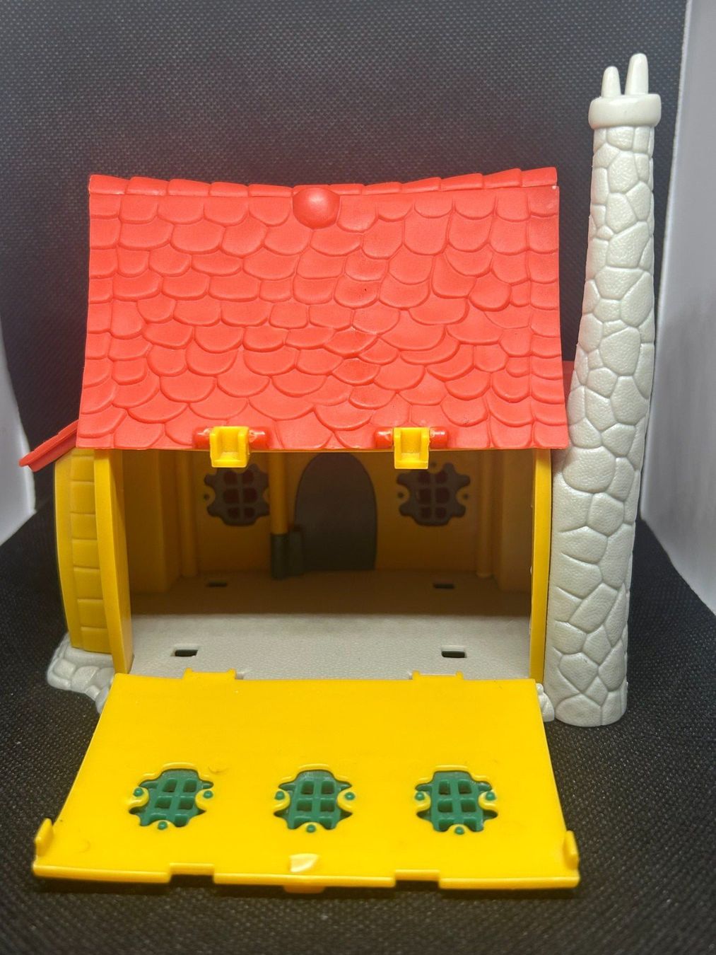 Disney Giocattoli: Disney Mickey Mouse House – Usato da Lausanne venduto da Retro-geek 4