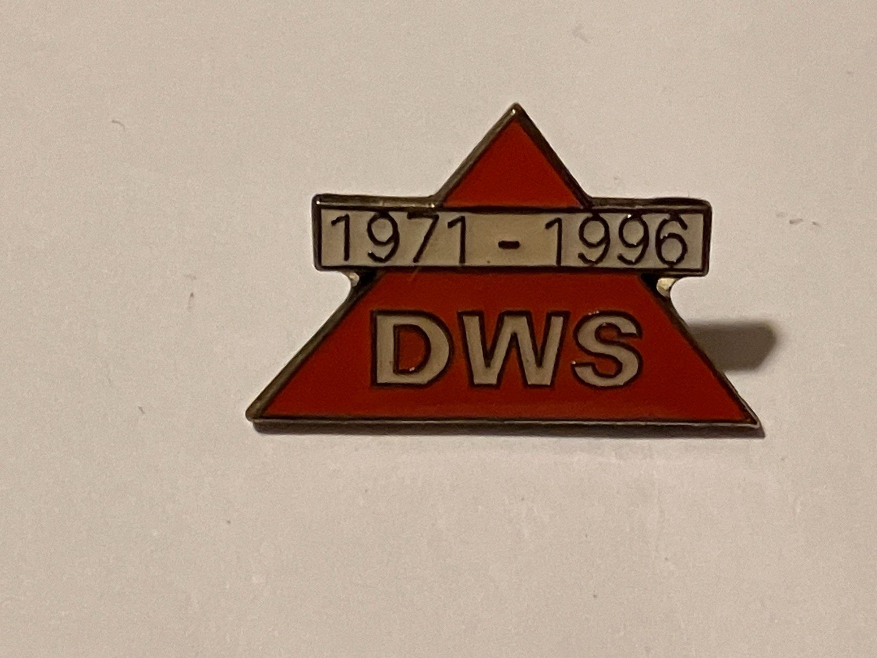 Plaketten & Abzeichen: 1 Pin DWS 1971-1996 – Gebraucht aus Basel von djwwpp