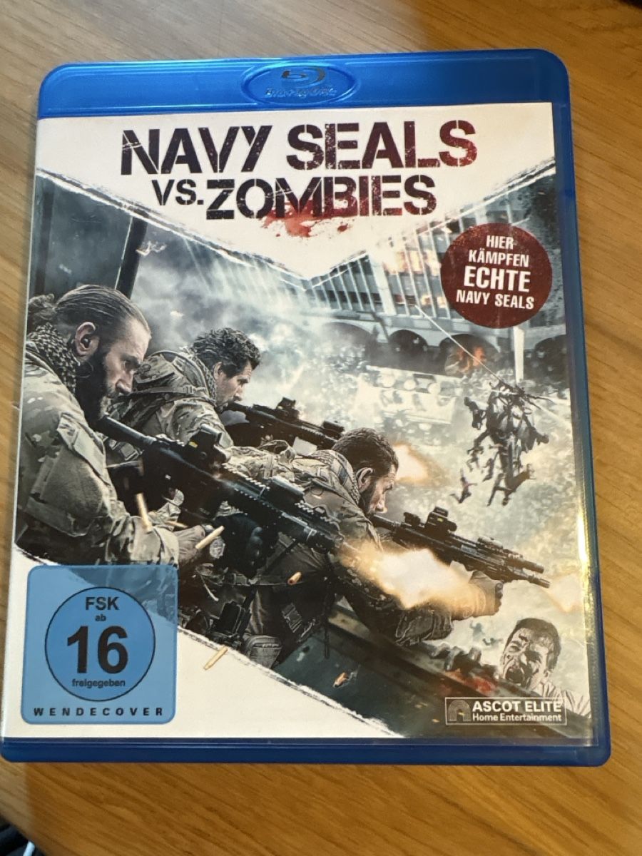 Tutti i DVDs: Navy Seals vs Zombies - Blu-ray  – Usato da Meiringen venduto da sam_m589