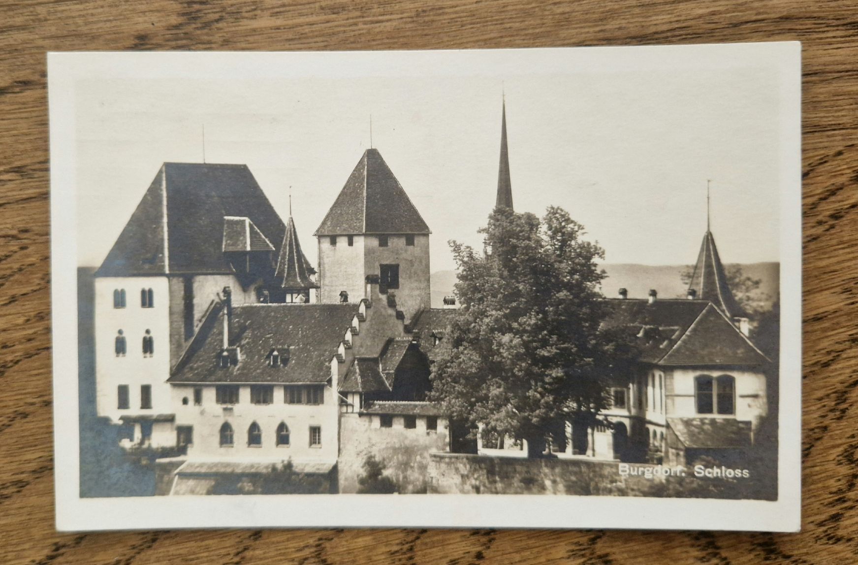 Cartoline postali: Burgdorf Schloss 1929 – Usato da Ebikon venduto da Donar50