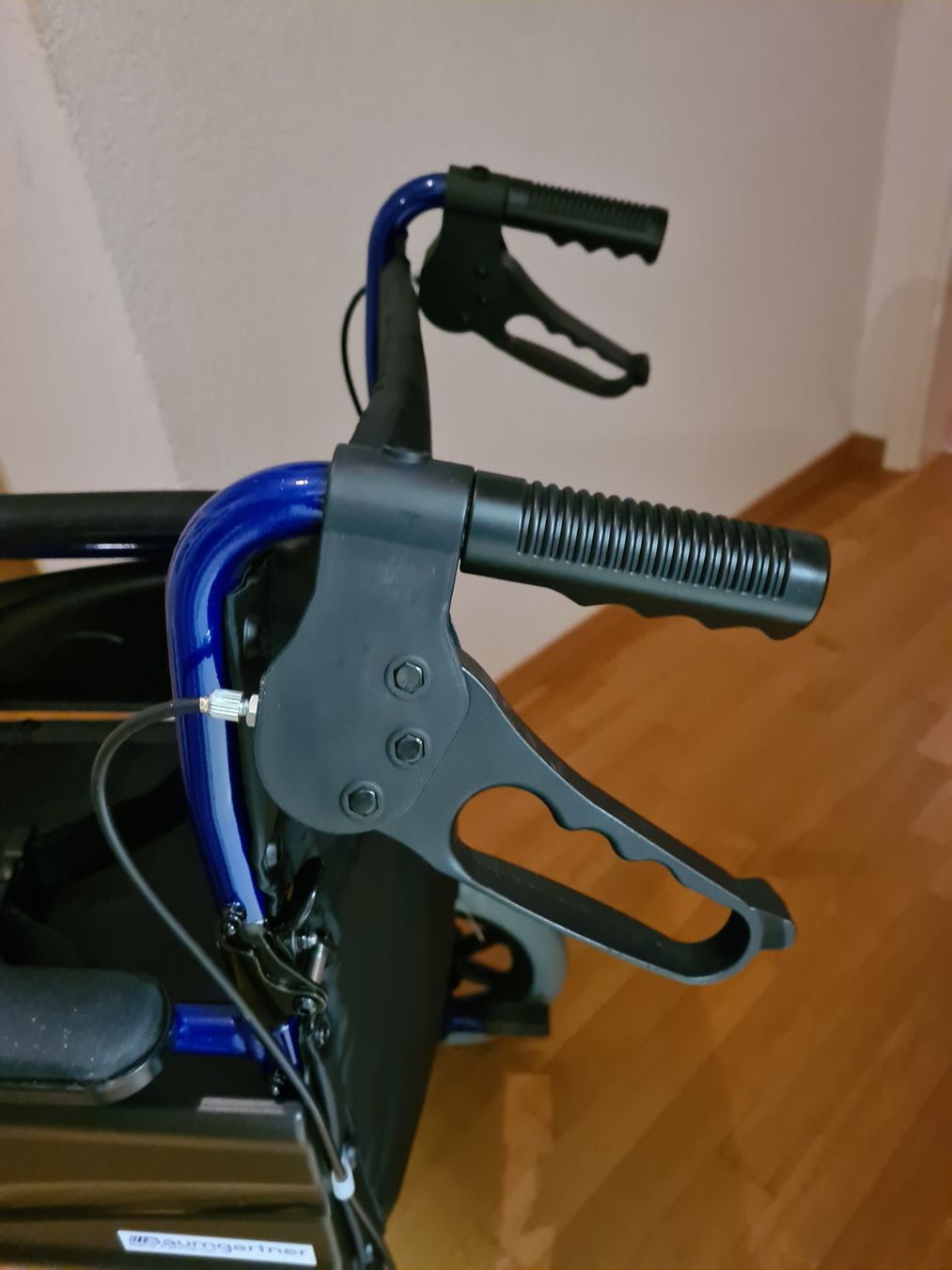 Sedie a rotelle: Rollstuhl – Usato da Zürich venduto da for_2m2j 2