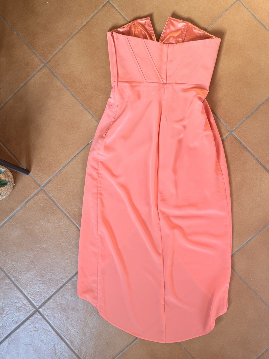 H&M Kleider: Splendido abito H&M Special 🧡 – Neu (gemäss Beschreibung) aus Bellinzona von bul_mvy5 2
