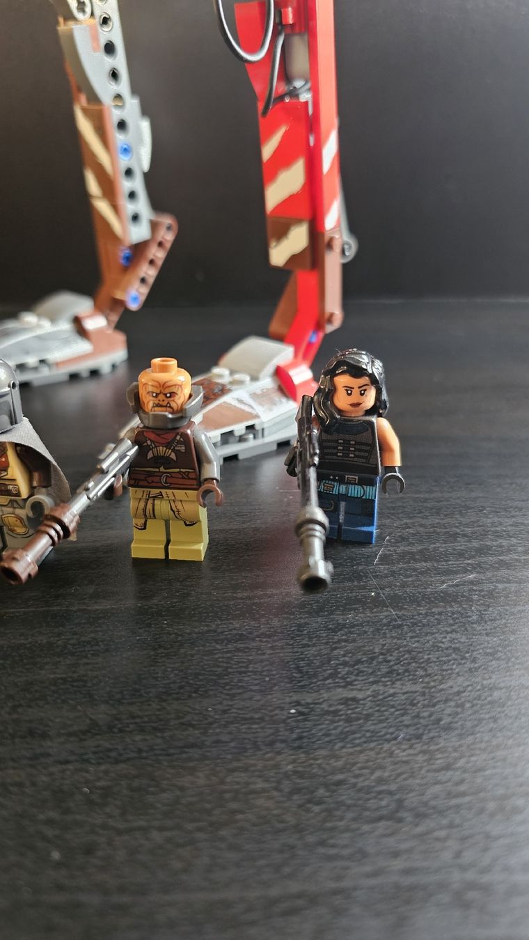 Lego Spielzeuge: LEGO AT-ST-Läufer Mandalorian 75321 – Neu (gemäss Beschreibung) aus Dietlikon von Shyrelia 2