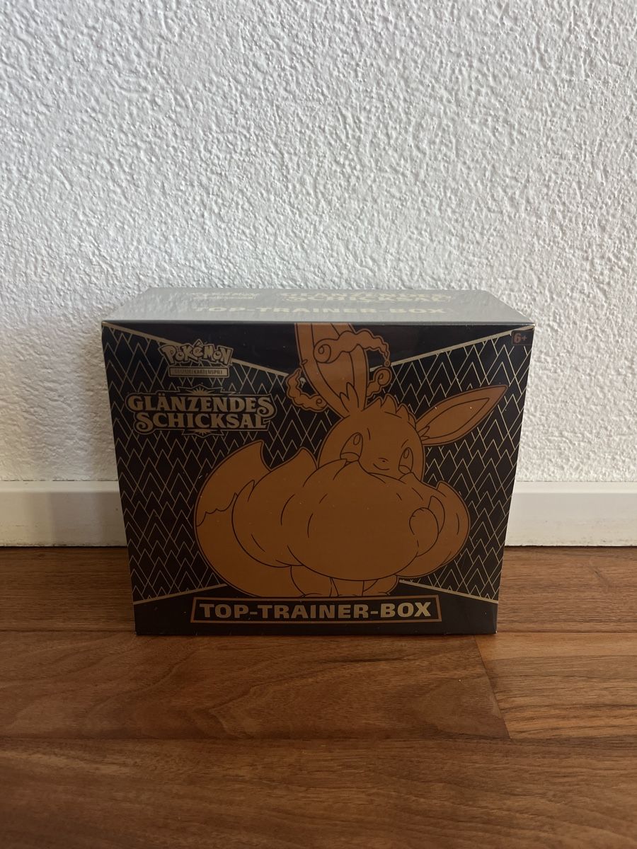 Pokémon Sammelbilder & Trading cards: Pokémon Glänzendes Schicksal Top-Trainer Box – Neu und originalverpackt aus Buochs von n0.w0