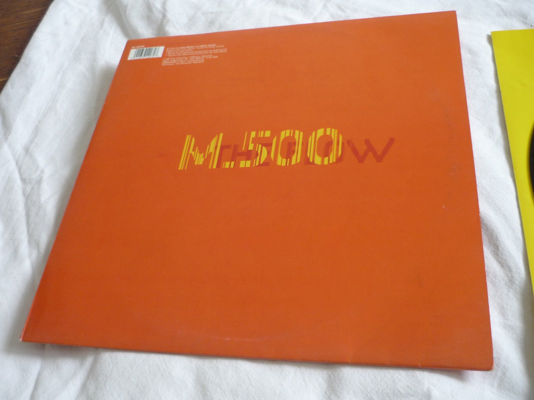Dischi in vinile: Rare Techno Vinyl - Juan Atkins - model 500 the flow – Usato da Beringen venduto da Flatretriever 4