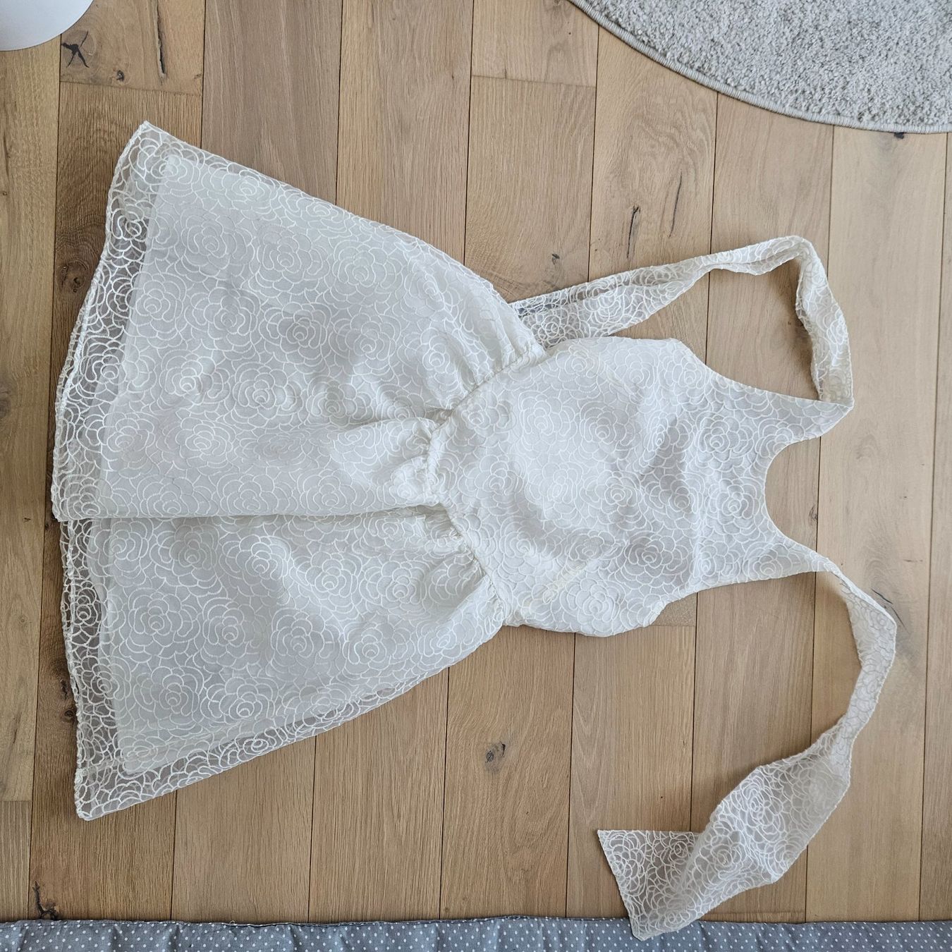 H&M Robes: Kleid Cremefarben – D'occasion à Schwarzenbach SG par est_7h9s