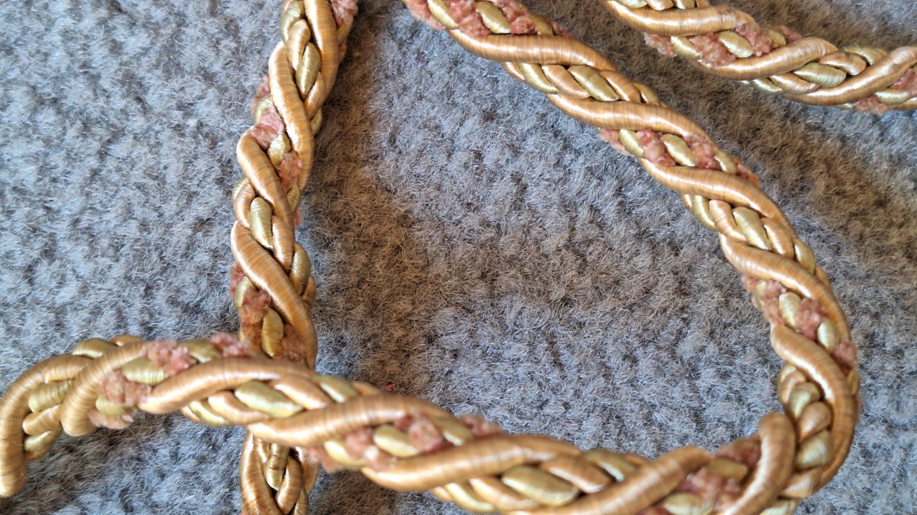 Tutte le decorazioni: Vintage Quasten / Kordeln – Usato da Arlesheim venduto da shopradl 4