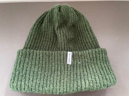 Kappe von Selfhood neu