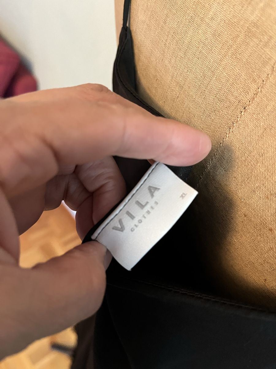 Vila Robes: Robe Vila, noire , XL / T42 – Neuf (Voir description) à Genève par ct_fqr8 3