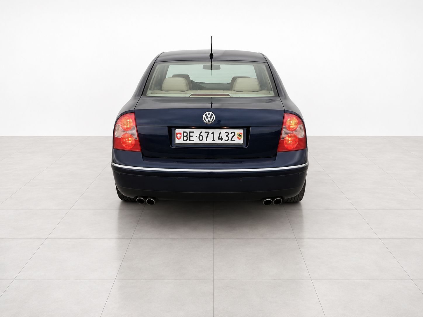 VW Automobili: Vw passat W8 4motion mit MFK  04.07.2025 – Usato da Aarberg venduto da 2002stefan 5