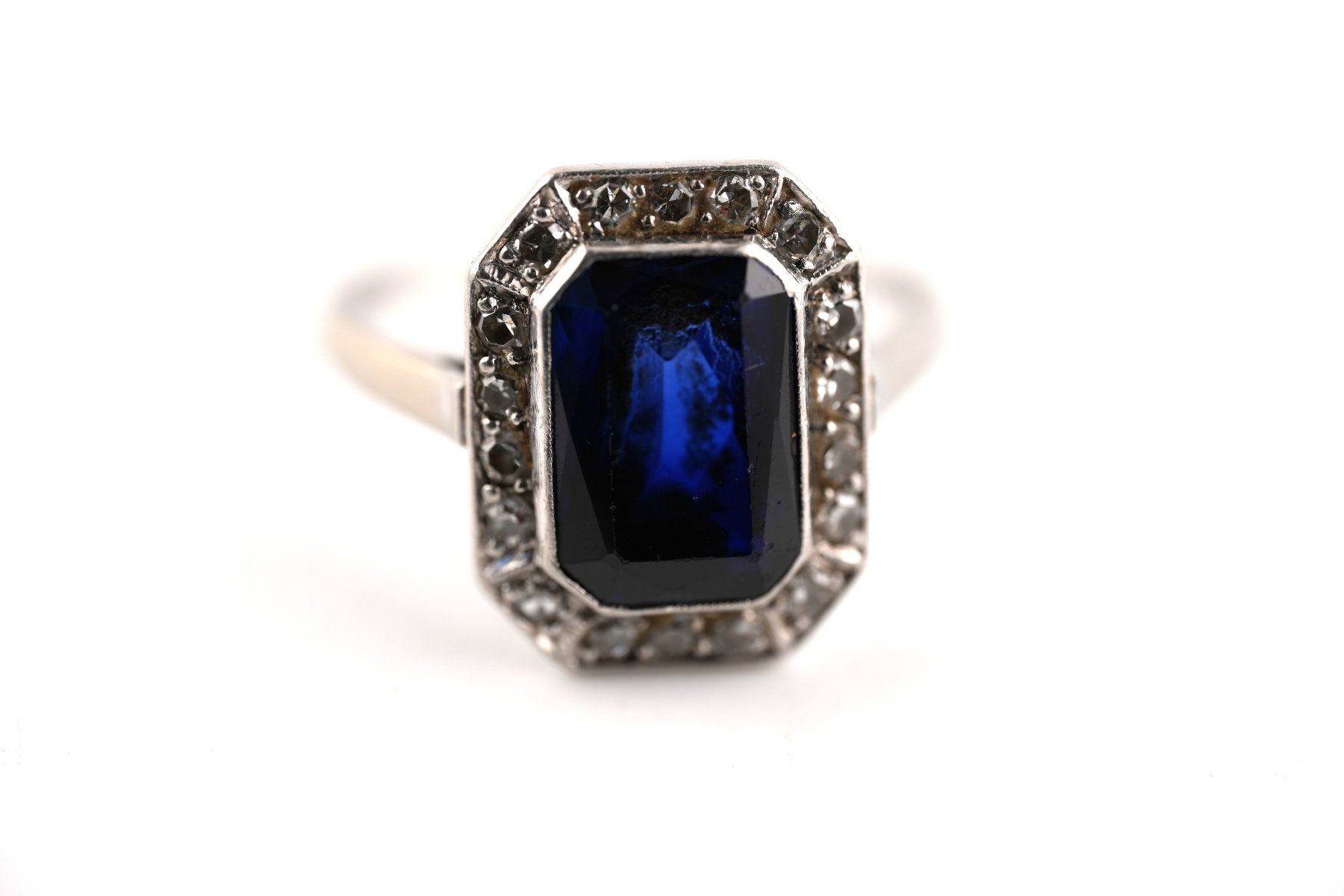 Anelli: Platinring mit Saphir und Diamanten – Usato da Basel venduto da Edelmetallhaus24 3