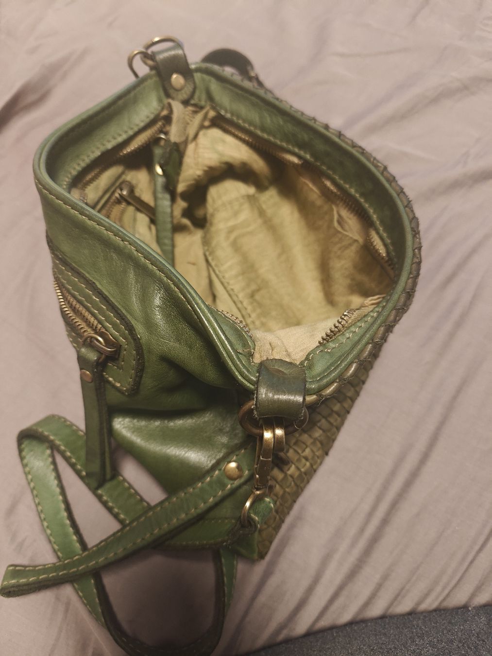 Borse da donna: italienische Lederhandtasche grün – Usato da Menzingen venduto da tschey-tschey 4