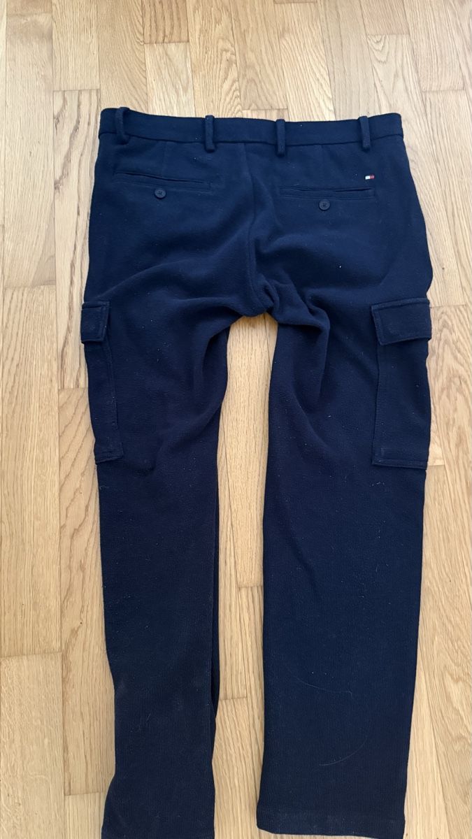 Tommy Hilfiger Hosen: Tommy Hilfiger Cargo Hose – Gebraucht aus Niederbipp von helvetikuu 1