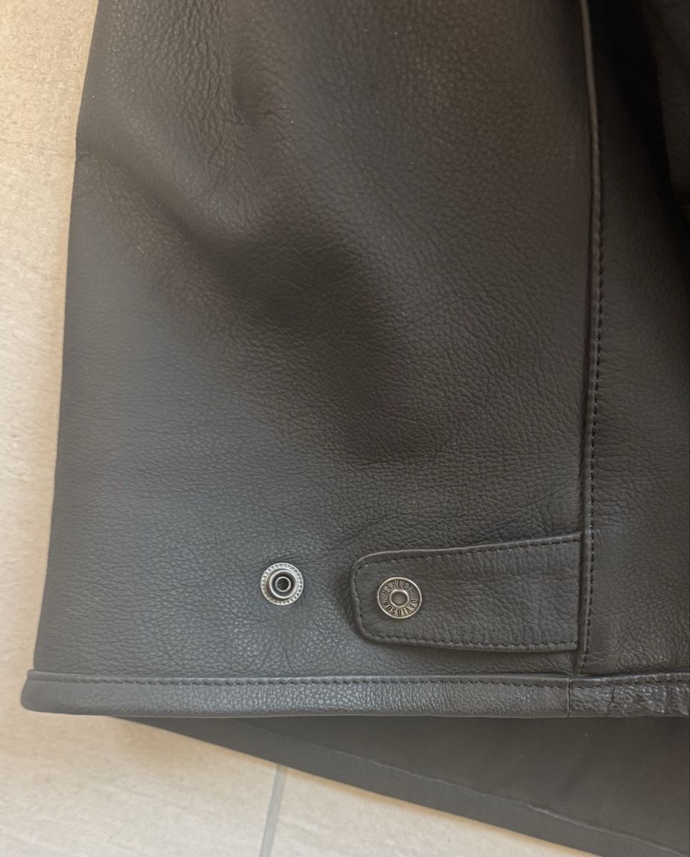 Harley-Davidson Giacche: Blouson Harley-Davidson en cuir véritable - Taille 3XL – Usato da Cormoret venduto da Jackb6 7