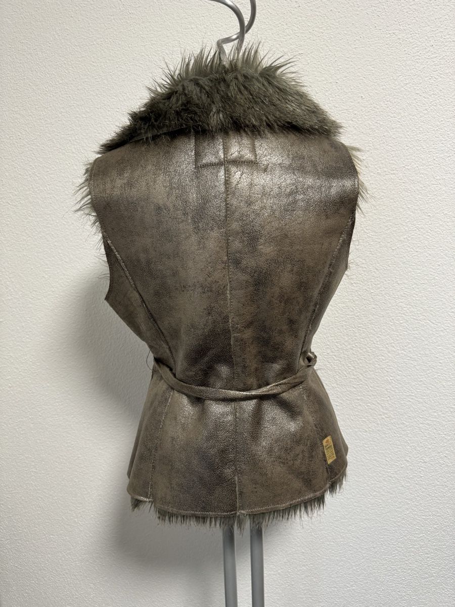S.Oliver Jacken: Weste Kunstfell Gr. M Winter Herbst kuschelig – Gebraucht aus Olten von bir_k96n 3