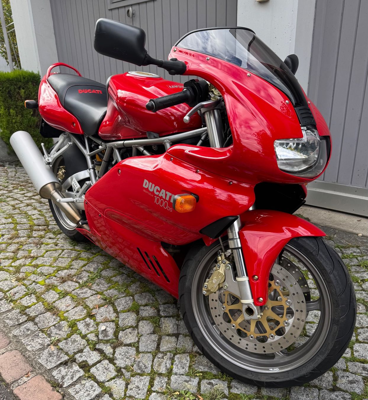 Ducati Strada: DUCATI 1000SS – Usato da Basel venduto da Jas04