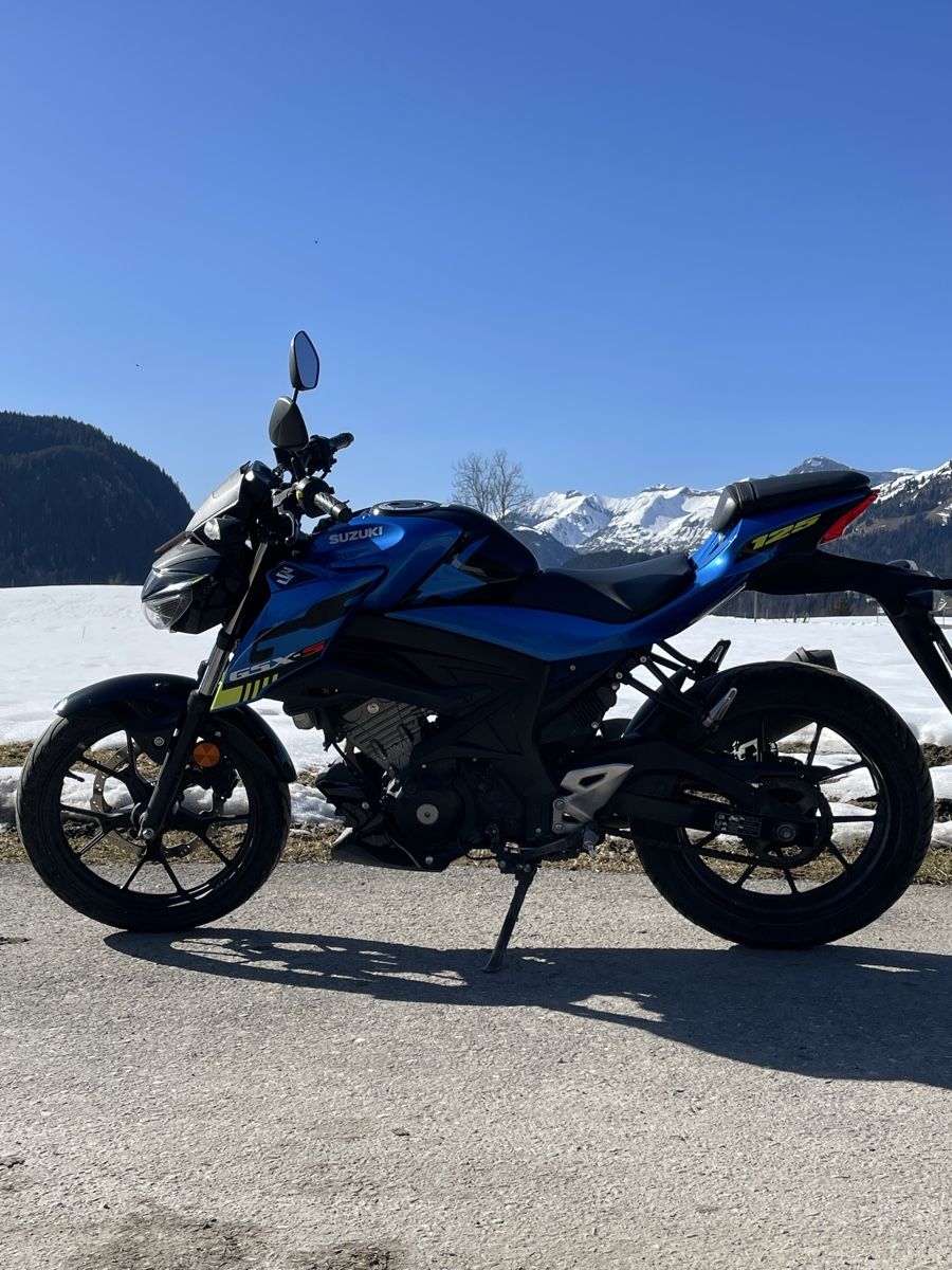 Suzuki Route: Suzuki Motorrad 125ccm  – D'occasion à Gstaad par ani_ng6r
