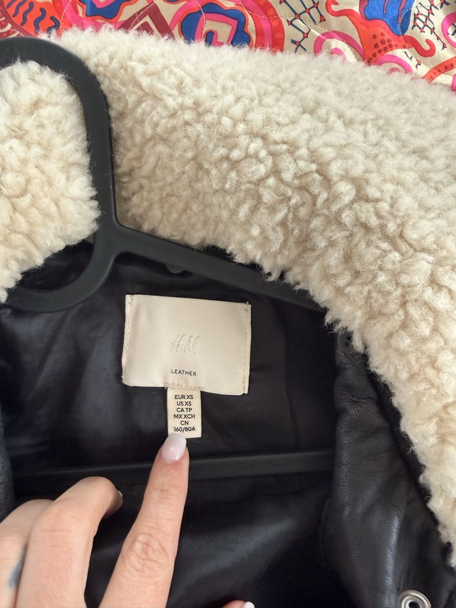 H&M Giacche: H&M Premium Selection echtes Leder Jacke   – Usato da Pratteln venduto da Samantha... 1