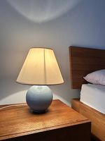 Nachttischlampe skandinavischer Stil