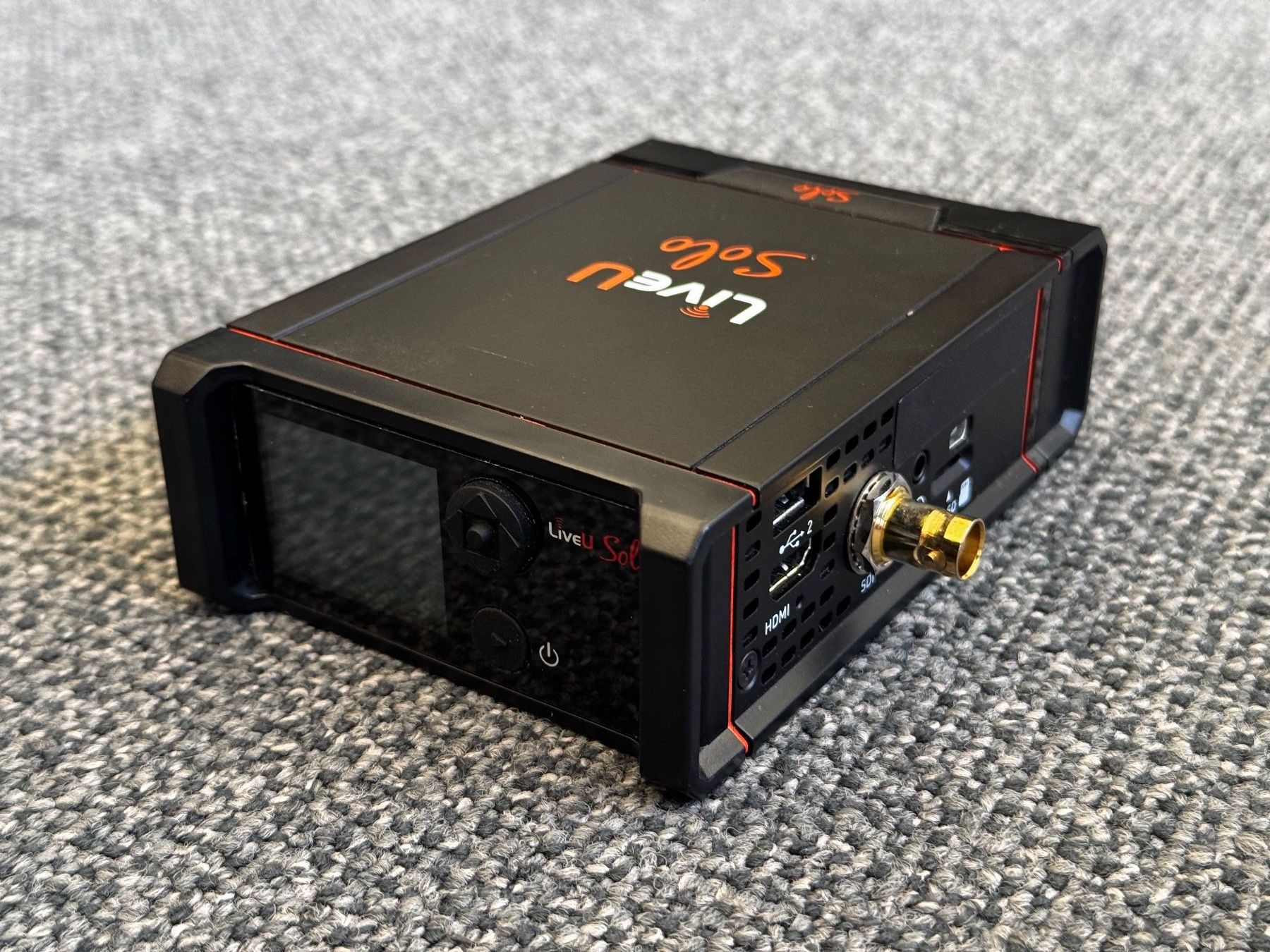 Registratori: LiveU Solo Video Encoder Set gebraucht mit Zubehör – Usato da Herisau venduto da Stagelight_AG 1