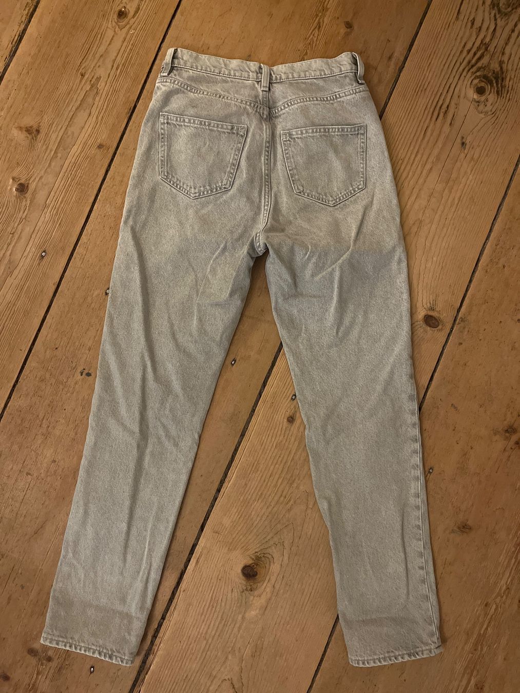 Cos Jeans: Jeans / Hellgrau / COS / 25 – Usato da Zürich venduto da laudomai 1