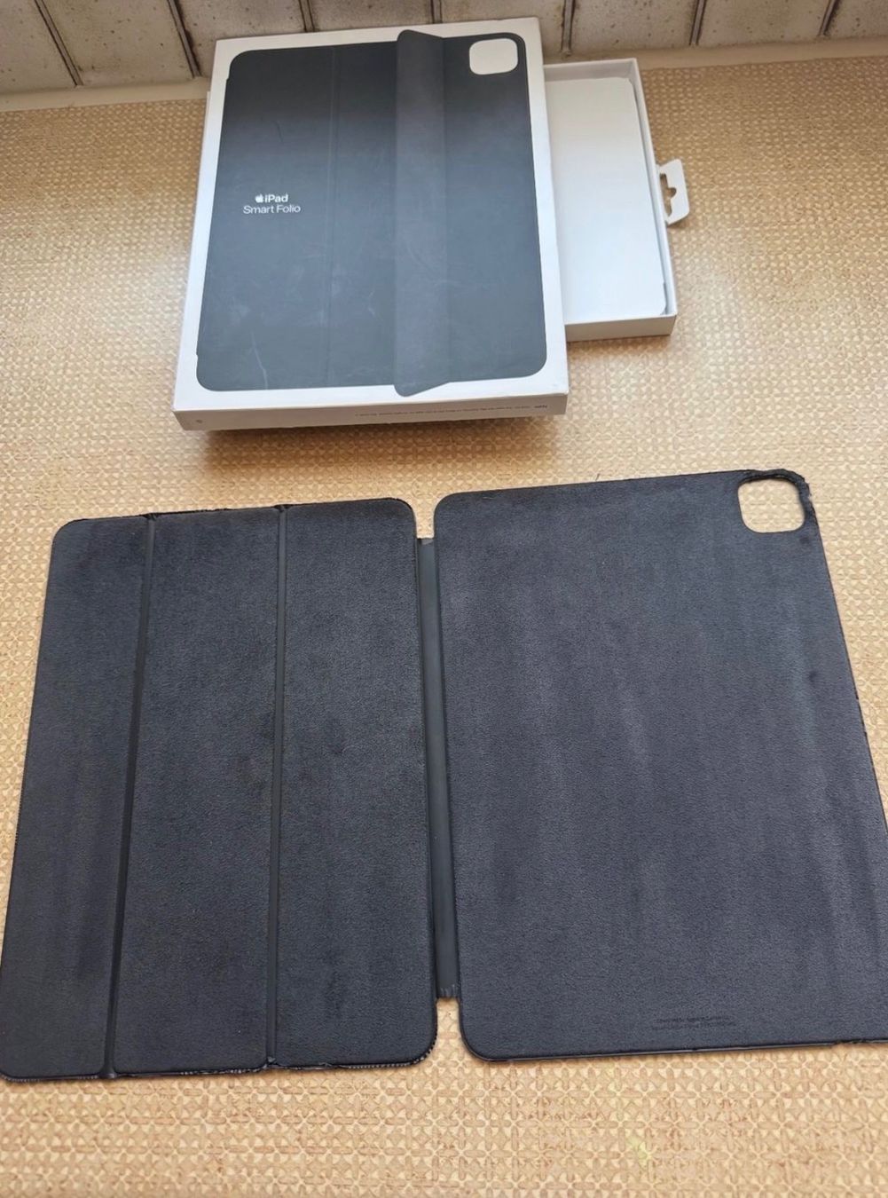 Apple Covers & Taschen: ORIGINAL APPLE IPAD PRO 11 SMART FOLIO BLACK – Gebraucht aus Elgg von StathisP 3