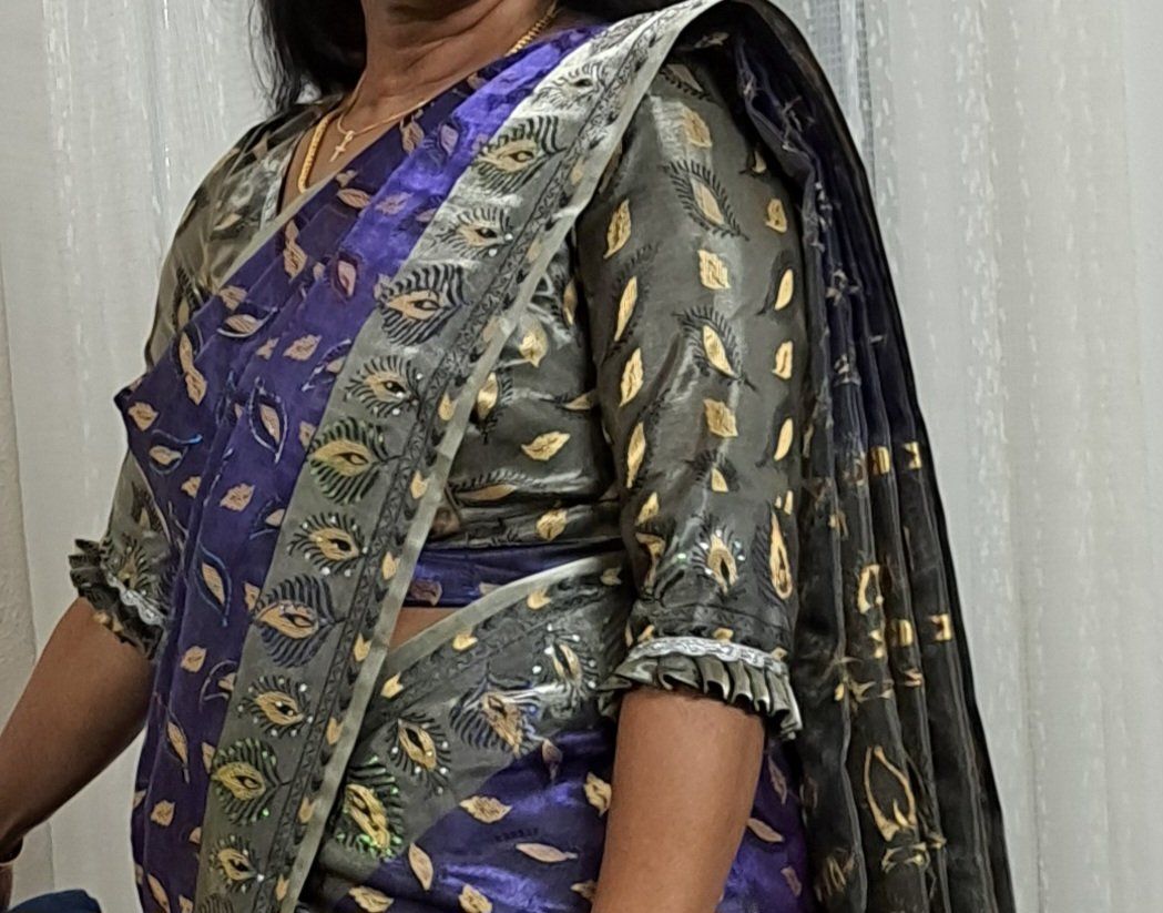Camicette: Saree with blouse/sari – Usato da Bern venduto da mahilini 1