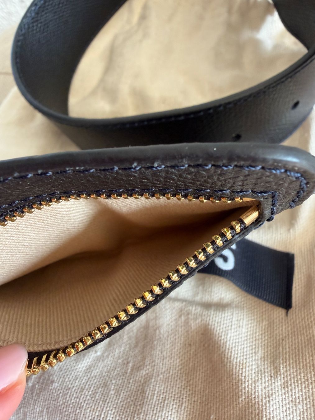 Jacquemus Cinture: Jacquemus Damen Teilengürtel Schwarz 75cm – Usato da Wädenswil venduto da Alice_style 3