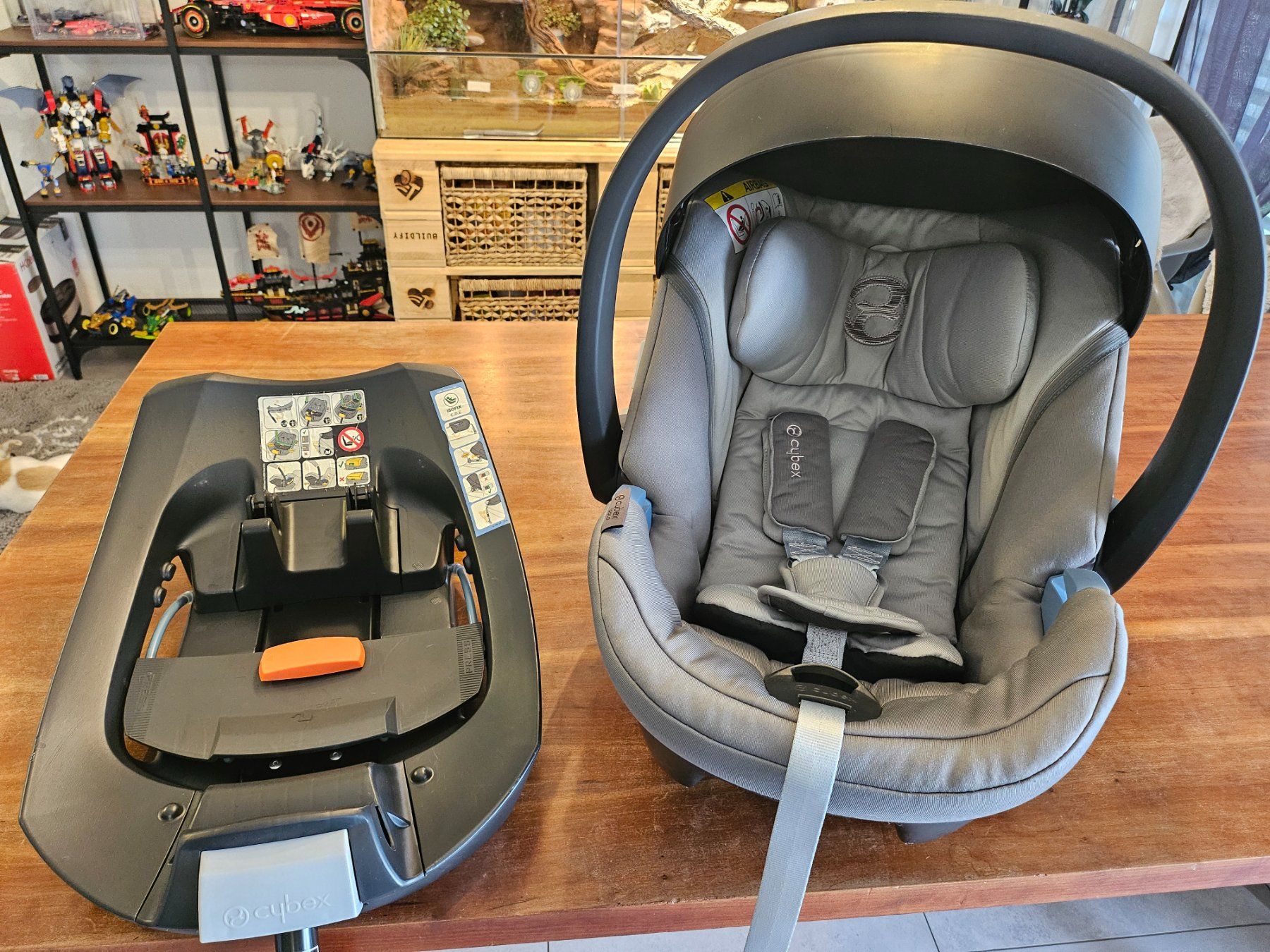 Cybex Seggiolini per auto: Babyschale Cybex Anton 5 + Cybex Anton Base 2-Fix – Usato da Baar venduto da Naedels-Kreationen