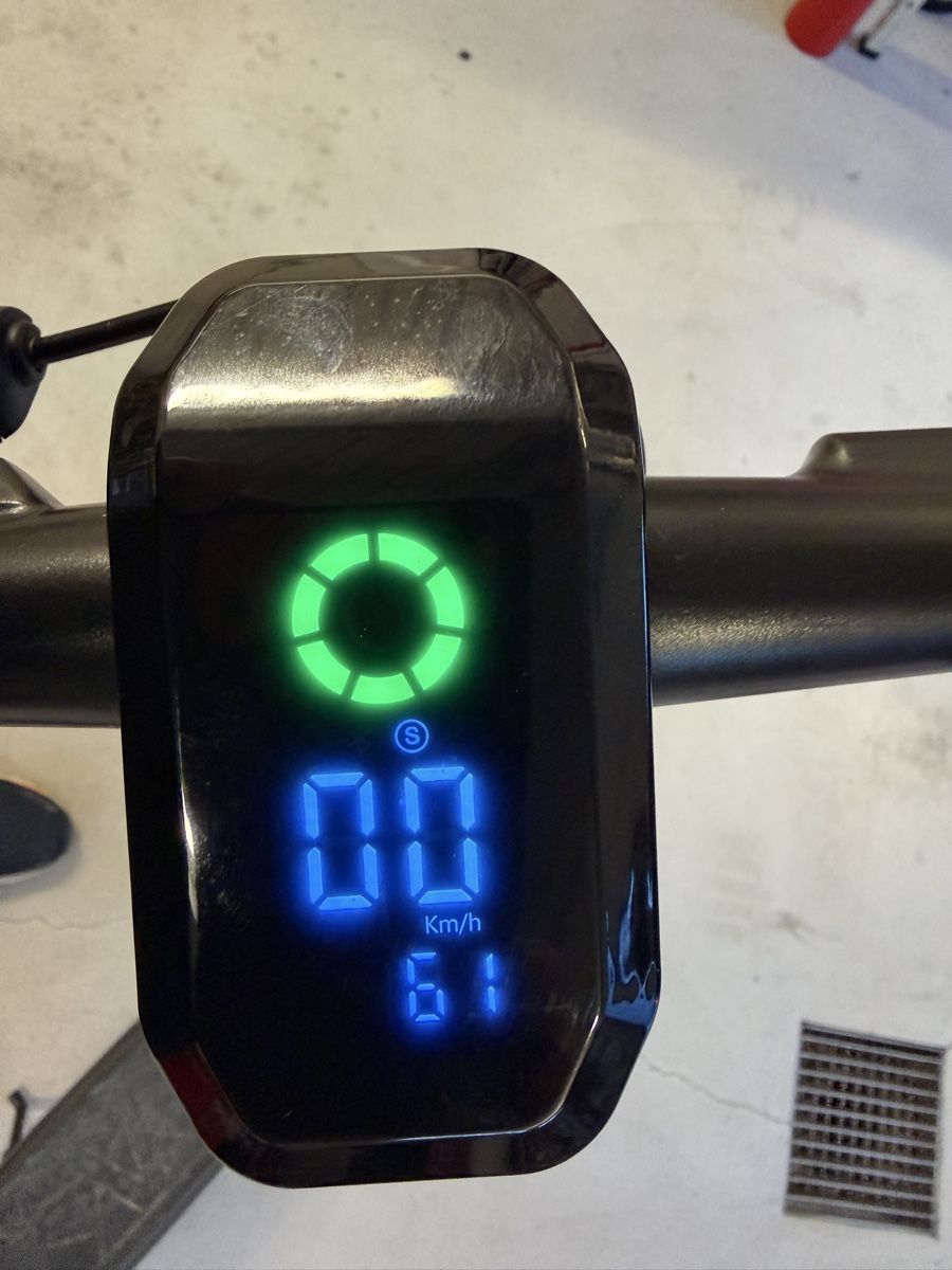 Scooter: VMAX VX3 LT E-Scooter, mit Strassenzulassung – Usato da Wengen venduto da Alpinguru 1