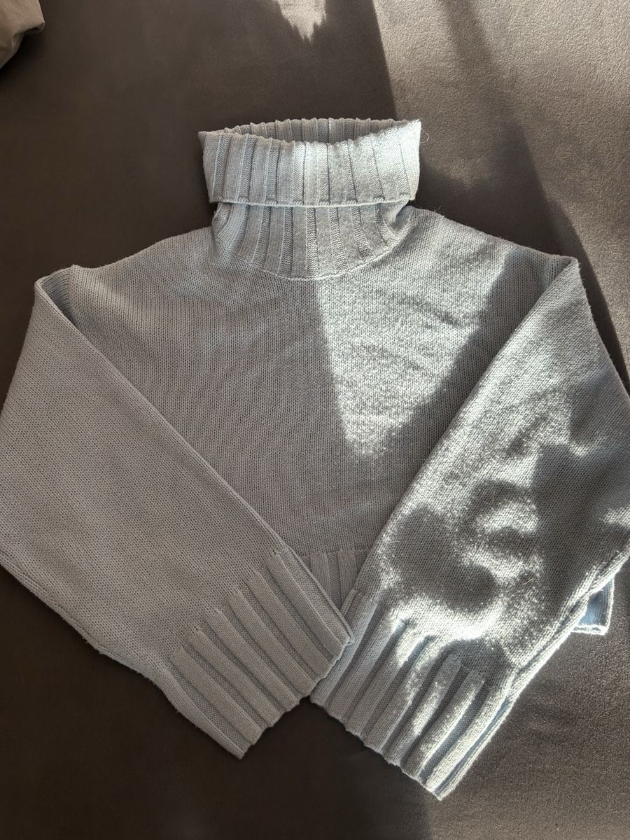 H&M Maglioni & Felpe: Hellblauer Strick Pulli – Nuovo (secondo la descrizione) da Uezwil venduto da vanjast 1