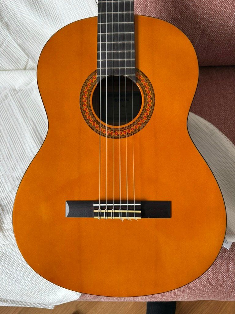 Yamaha Instruments de musique: Yamaha C40 Klassikgitarre – D'occasion à Basel par JackAMI 1
