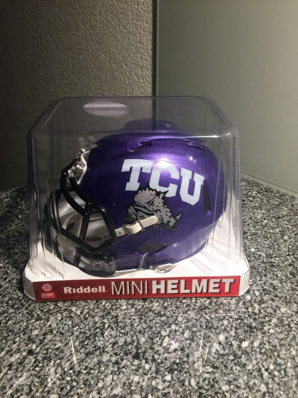Antike Kleidung: TCU Horned Frogs Mini Helm – Neu und originalverpackt aus Muttenz von US_Sport_Schweiz 2