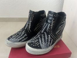 Gioiositta Keilabsatz Schuhe