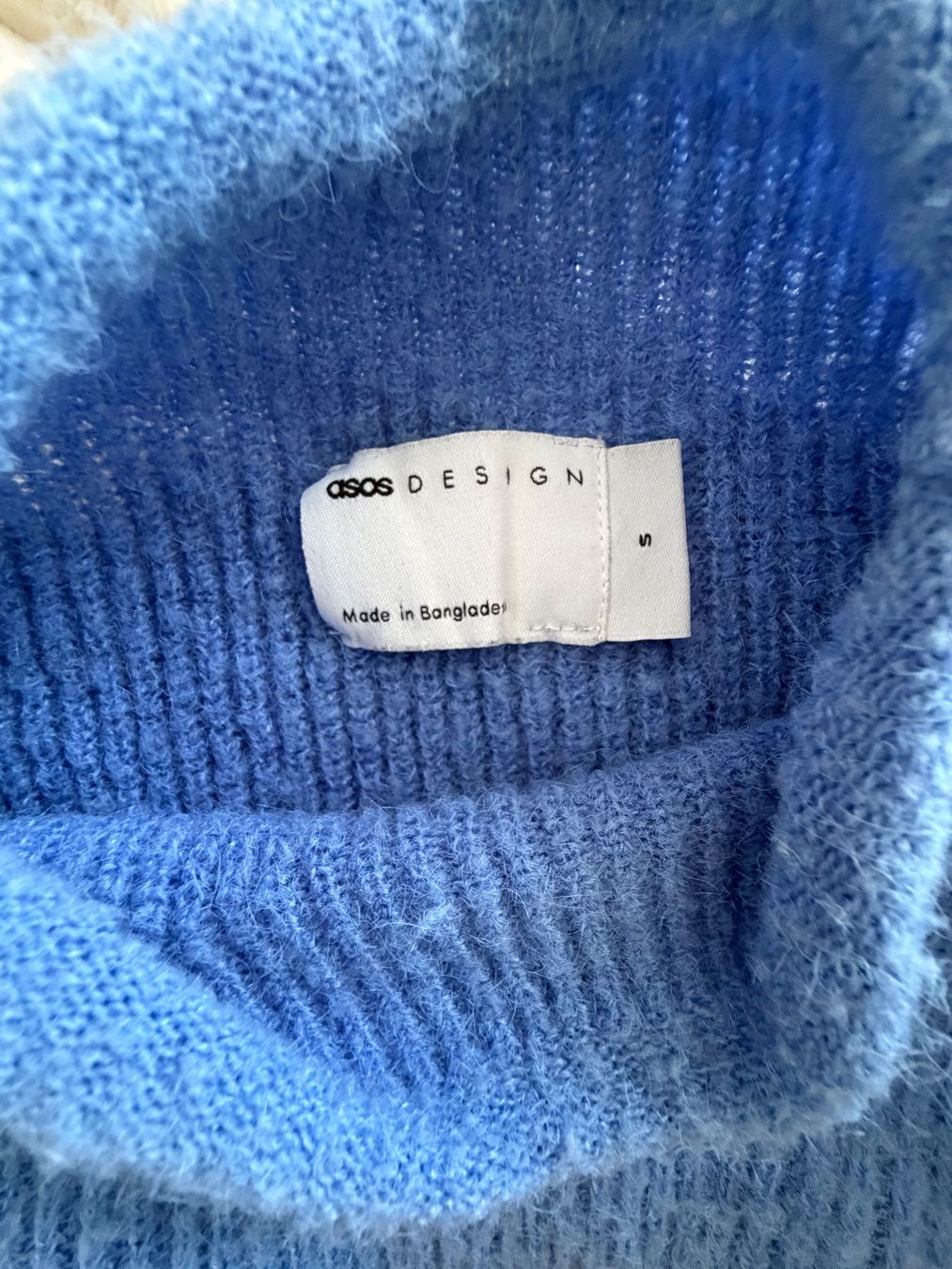 Asos Pulls & Sweat-shirts: Asos Design Strickpullover – D'occasion à Luzern par maz_jq6n 1