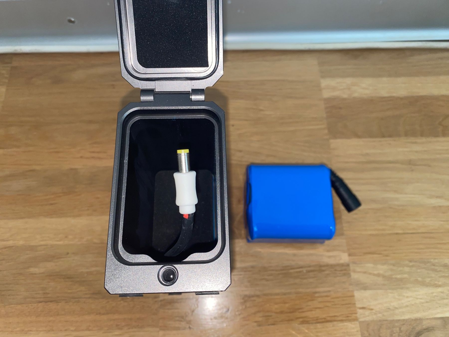 Klarus Lampes: Klarus RS80 - Suchscheinwerfer (LED), Flashlight – D'occasion à Rotkreuz par mia_dc2r 7