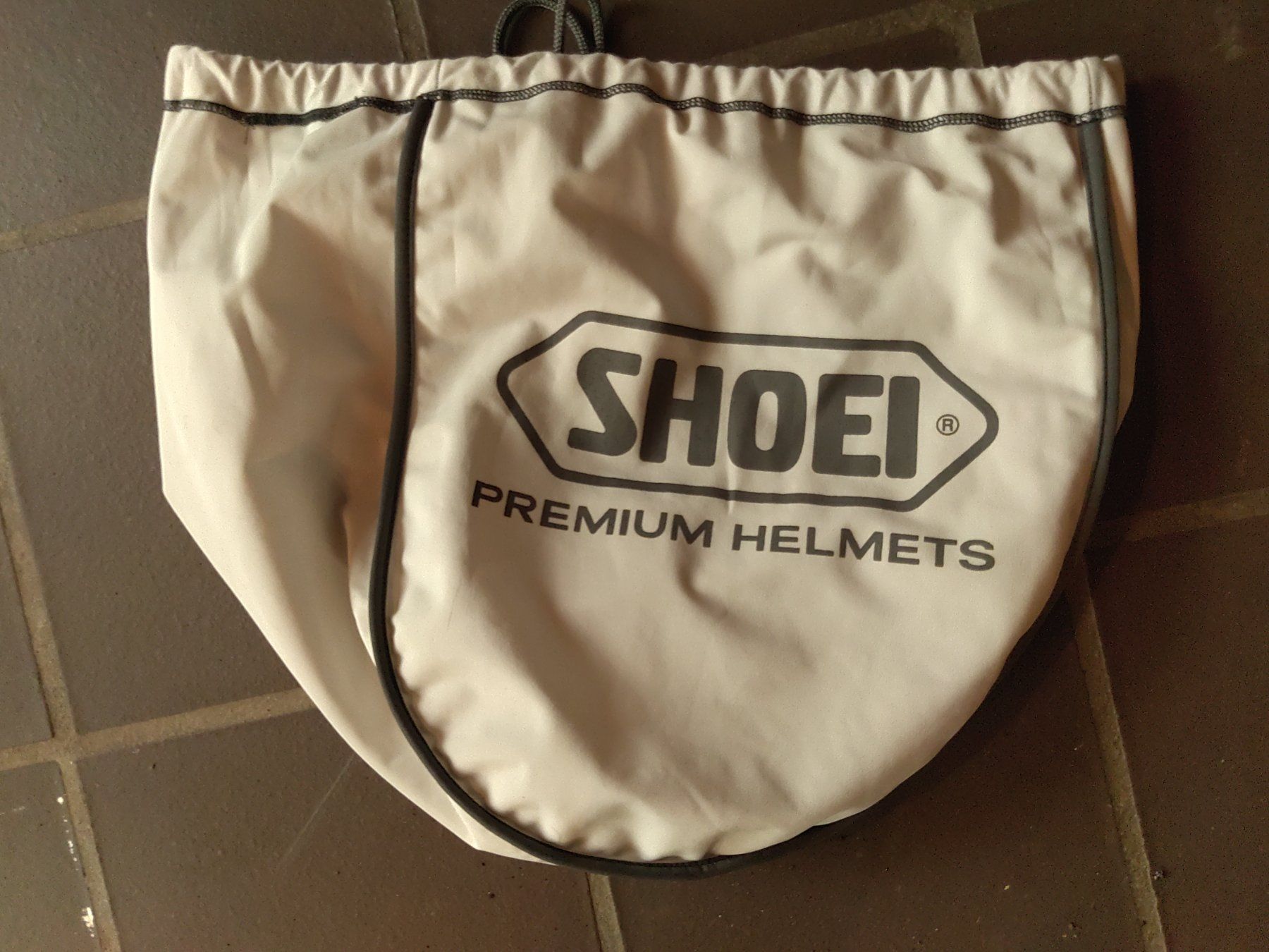 Shoei Caschi & visiere: Motorrad Helm Shoei Racing – Usato da Jona venduto da mastah_tradah 6