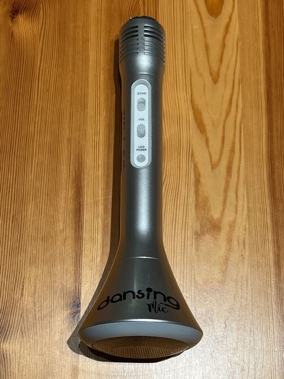 Mikrofon mit Echo und LED Funktion "Dansing Mic" Acheter sur Ricardo