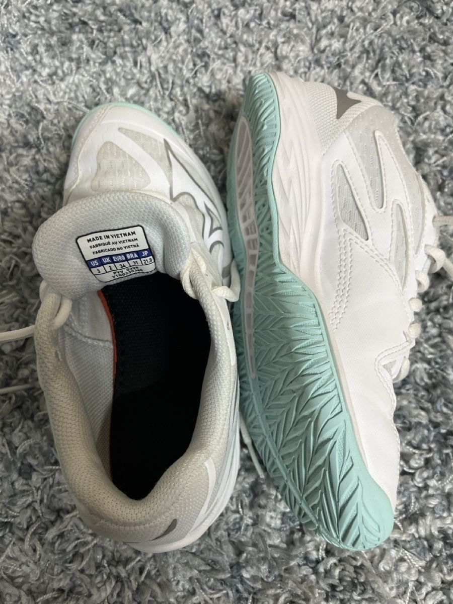 Mizuno Scarpe per ragazzi: Mizuno Hallenschuhe EURO 34 – Usato da Seengen venduto da suitupmonkey5 3