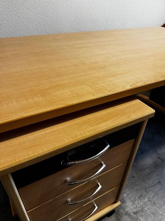 Scrivanie: Schreibtisch mit Schubladenmöbel – Usato da Rupperswil venduto da dyl_dxw5 4