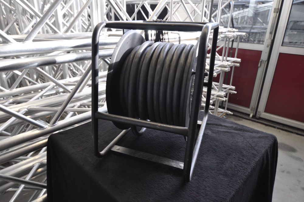 22 6 XLR Multicore 30m auf Kabelrolle (Gebraucht) in Burgdorf für CHF