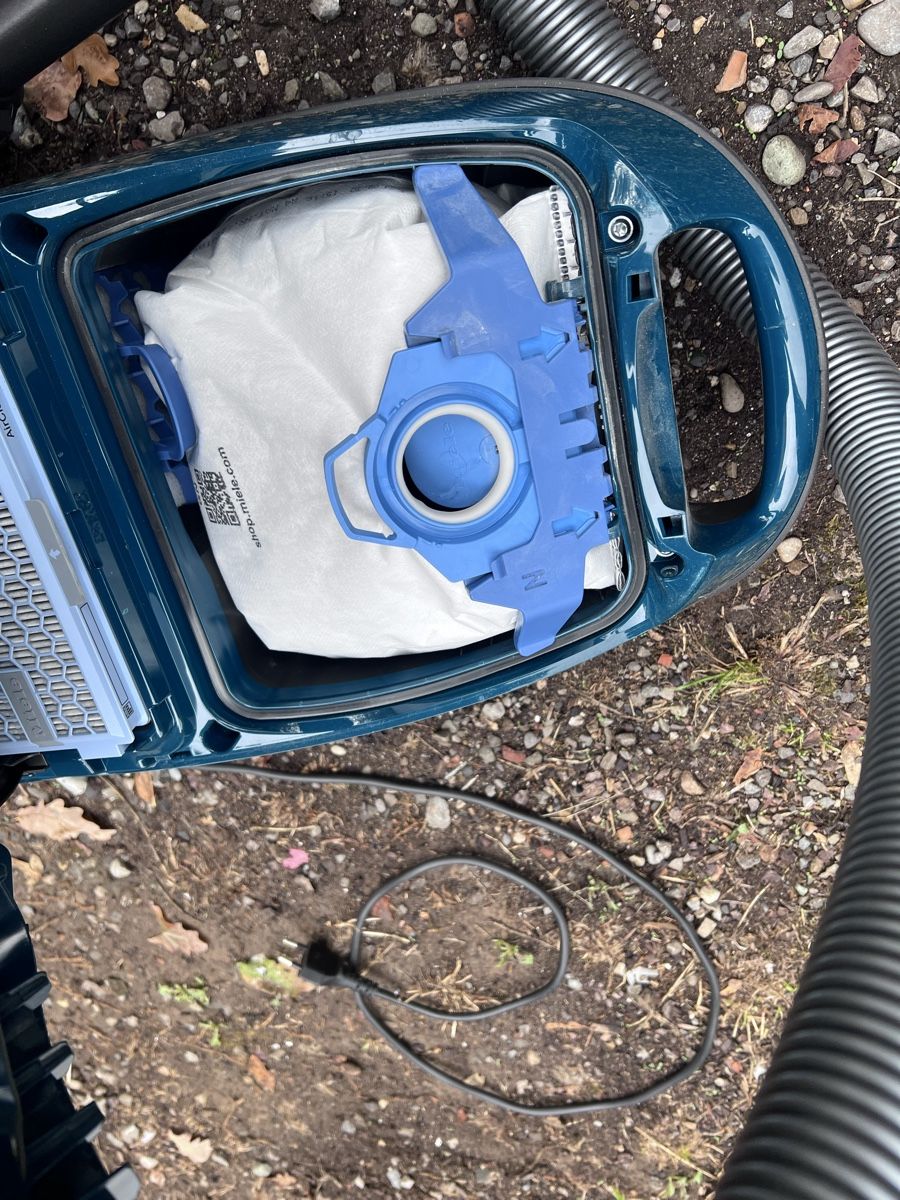 Miele Aspirapolveri & Accessori: Staubsauger Miele (69) – Usato da Glattfelden venduto da maa_qcj8 5