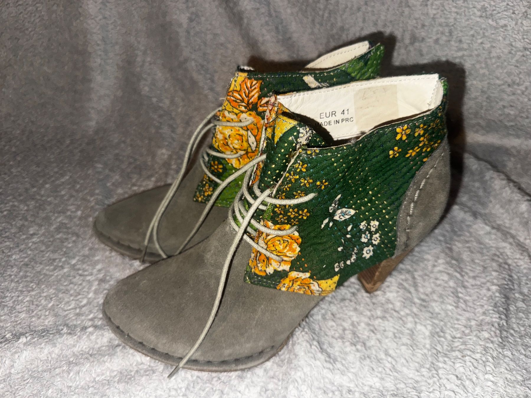 Scarpe da donna: Bottines à talon Terra plana gr. 41 – Usato da Ovronnaz venduto da Etagne68 2