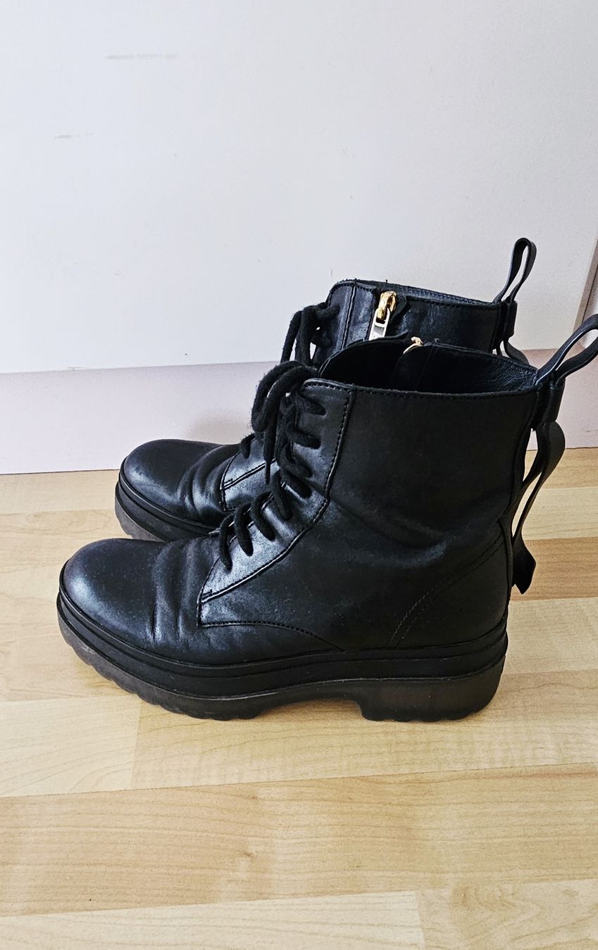 Valentino Scarpe da donna: Red Valentino Lederboots, Gr. 37 – Usato da Hellbühl venduto da Veci02